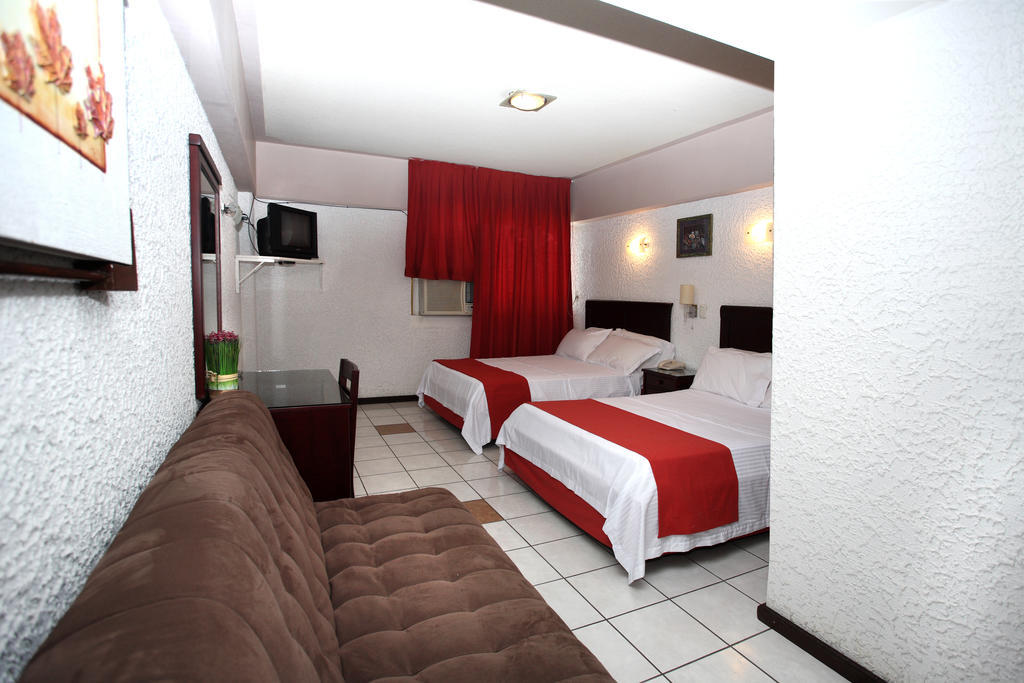 Hotel Robert Prince Poza Rica Quarto foto